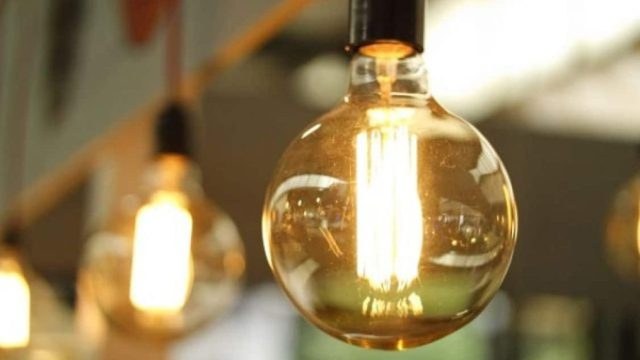 Ρεύμα: Εκτοξεύεται πάνω από τα 200 ευρώ η χονδρική – Στο επίκεντρο Ελλάδα και Ευρώπη