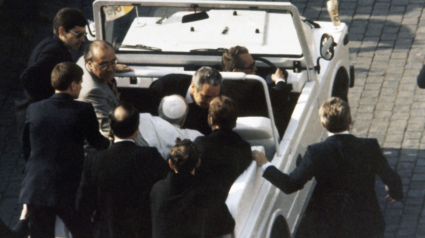 Σαν Σήμερα 13 Μαΐου 1981: Η απόπειρα δολοφονίας κατά του Πάπα Ιωάννη Παύλου Β΄