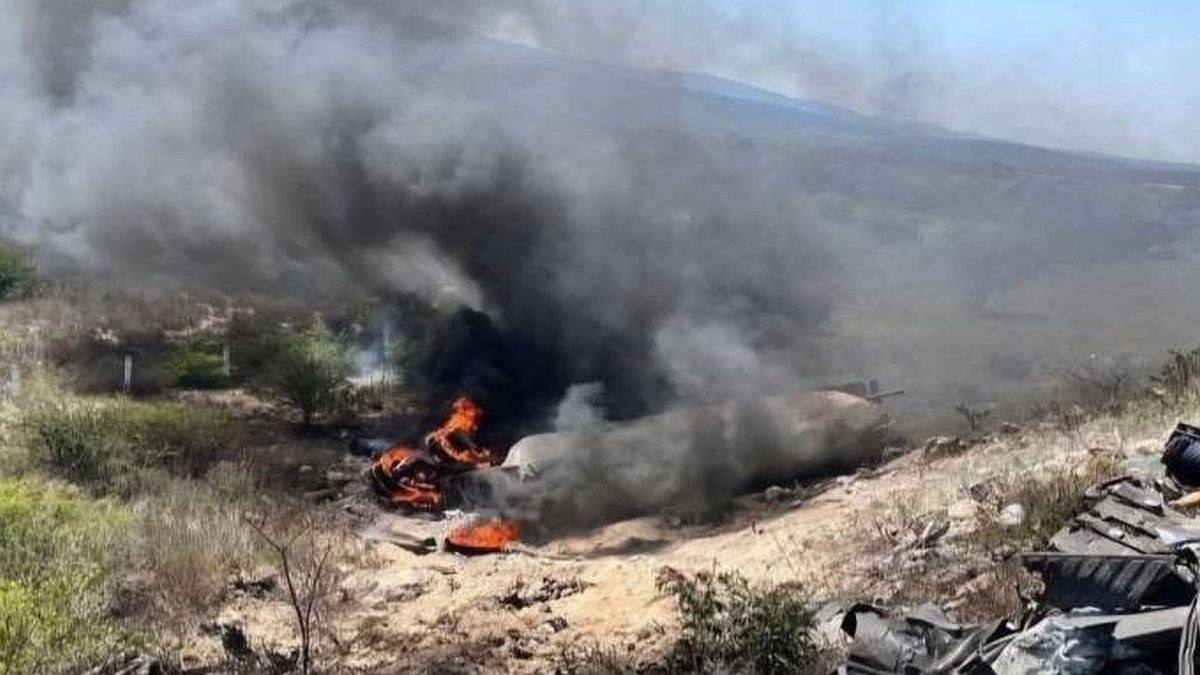 Αδιανόητο τροχαίο με 21 νεκρούς: Ενεπλάκησαν τρία οχήματα