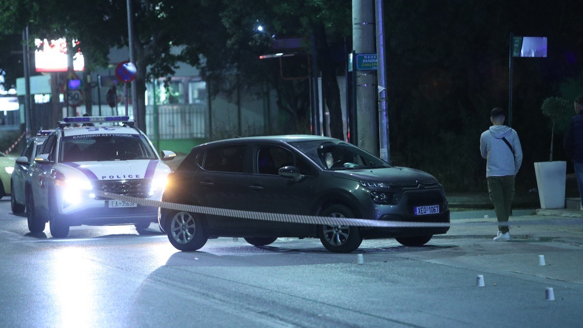 Μαφιόζικη επίθεση στα Άνω Λιόσια: Ποιος ήταν ο 42χρονος που μπήκε στο στόχαστρο κι έπειτα εξαφανίστηκε – Η σχέση με Καραϊβάζ, Βλαστό και Μοσχούρη