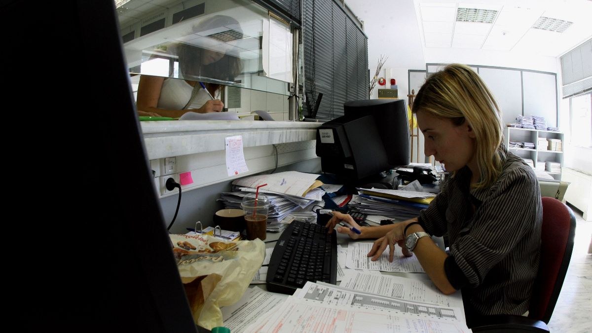 Μεγάλες αλλαγές στο Δημόσιο: Θα απολύεται όποιος αρνείται για δύο συνεχόμενα χρόνια την αξιολόγηση