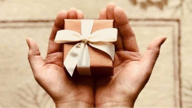 Τρίτη 13 Μαΐου: Ποιοι γιορτάζουν σήμερα, σύμφωνα με το εορτολόγιο;
