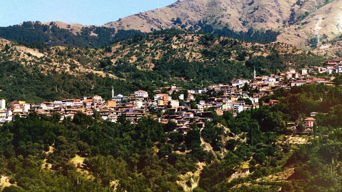Διακοπές στην Ήπειρο: Εκεί όπου οι άνθρωποι και η φύση γίνονται ένα – Οι καλύτεροι καλοκαιρινοί προορισμοί