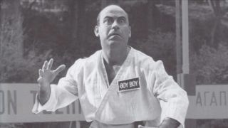«Τα μάτια σου δεκατέσσερα»: Τι σημαίνει και από πού προέρχεται η φράση