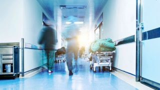 «Ήθελα μόνο να μην υποφέρει»: Το μήνυμα του 87χρονου στην Κρήτη που σκότωσε τη γυναίκα του για να τη λυτρώσει