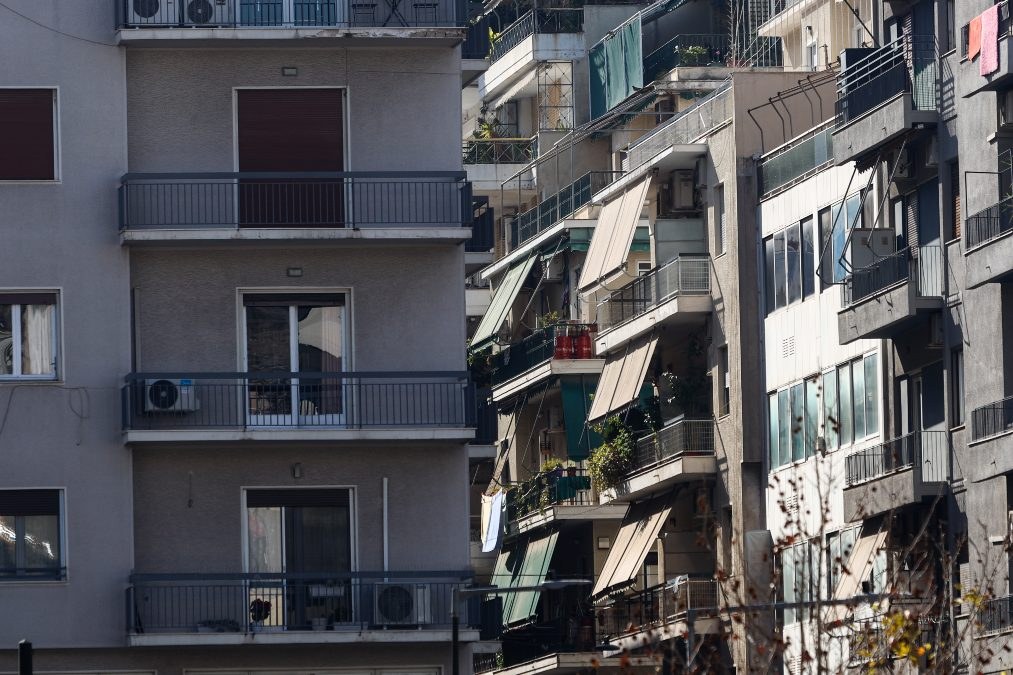 Αλλαγές για ενοικιαστές, ιδιοκτήτες και επιχειρήσεις: Τέλος τα… «χεράτα» από το 2026