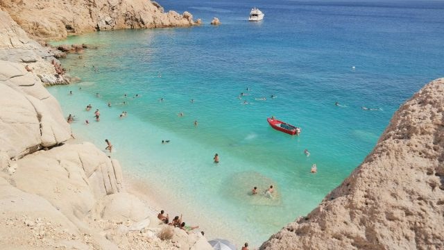 Φοιτητικές απόδρασεις: 5 νησιά για να πάτε χωρίς να ξοδευτείτε το καλοκαίρι