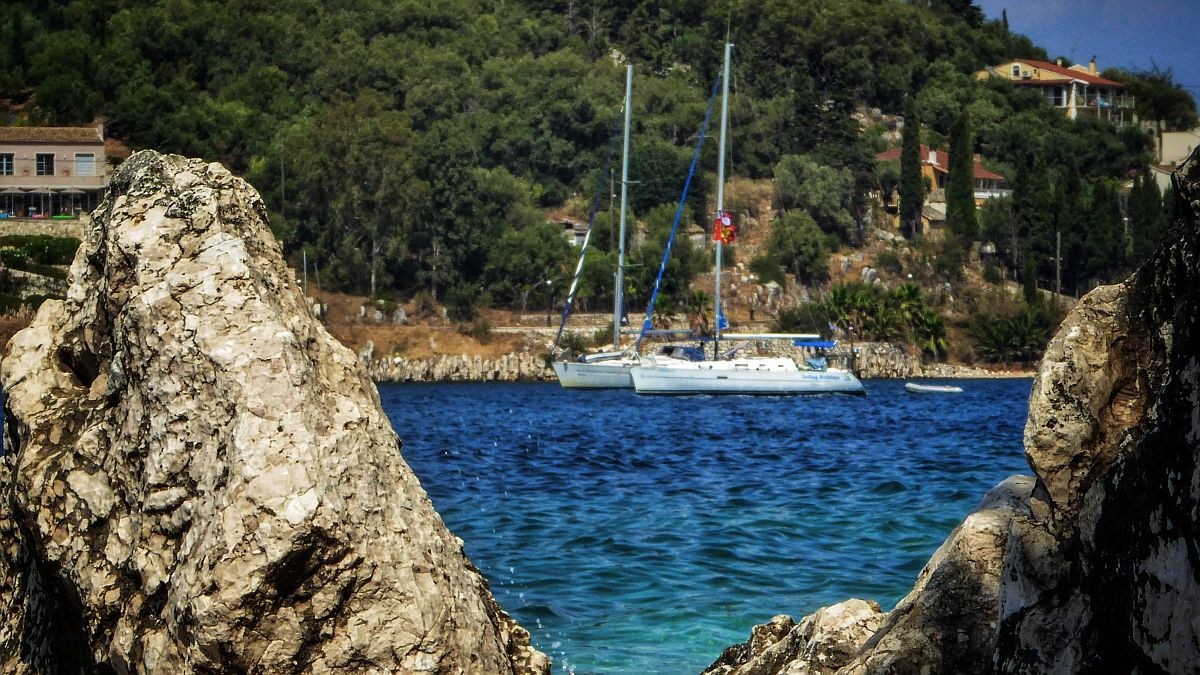 Καιρός: Φέρνει φουλ καύσωνα ο Τσατραφύλλιας! Οι 10 πόλεις που θα αγγίξει τους 40 βαθμούς η θερμοκρασία