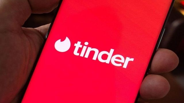 Tinder: Το νέο φίλτρο που προκαλεί αντιδράσεις
