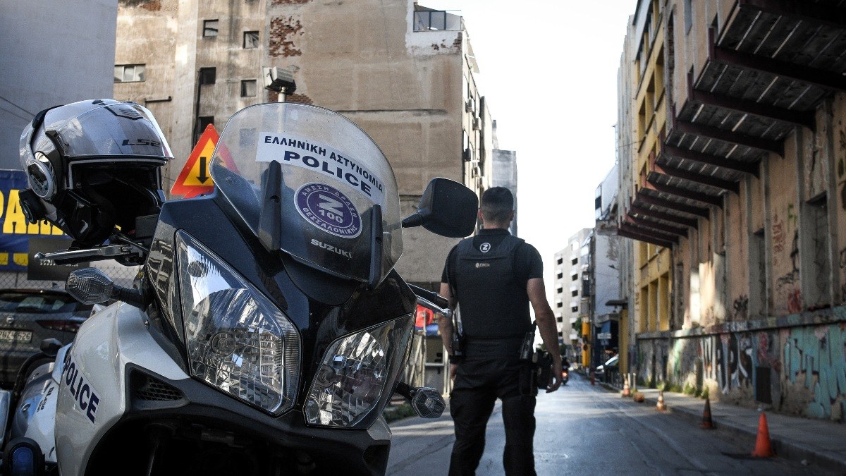 Θεσσαλονίκη: 58χρονη έριξε καυστικό υγρό στο πρόσωπο του πρώην συντρόφου της έπειτα από καβγά