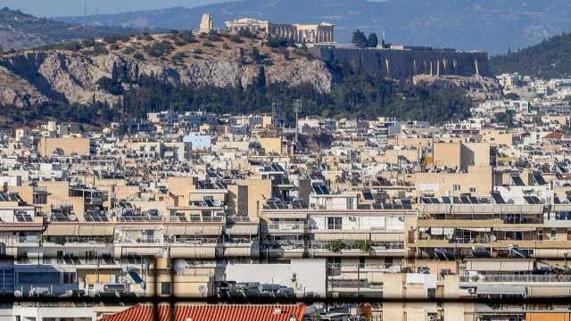 Μικρότερες κατοικίες, μεγαλύτερη ζήτηση: Αυτός είναι ο λόγος που οι Έλληνες απορρίπτουν τα μεγάλα διαμερίσματα