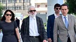 Πέτρος Φιλιππίδης: Ένταση ανάμεσα στους δικηγόρους στη δίκη του – «Με είπε βλάκα»