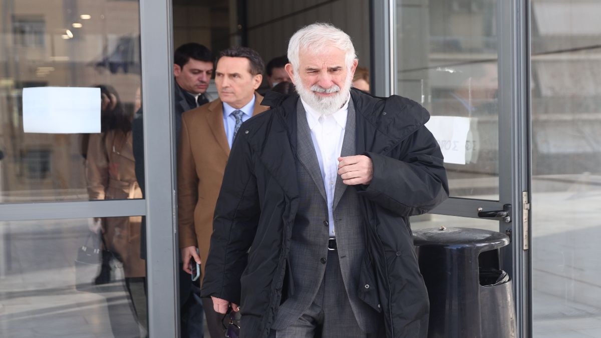 «Ηρεμήστε!» – «Πέντε χρόνια το ζω! Με φυλακές»: Ένταση στη δίκη του Φιλιππίδη