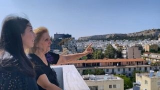 Η Κάρμεν Ρουγγέρη στο Athensmagazine.gr: Μιλά για το ChatGPT και τον ρόλο των κομμάτων – «Βγήκα πρώτη με τον Δήμο Νέας Σμύρνης και παραιτήθηκα σε τρεις μήνες»