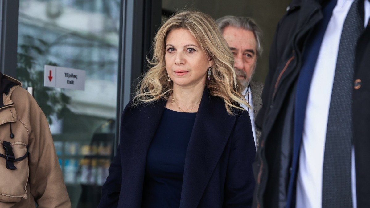 Κάλεσαν για κατάθεση τη Μαρία Καρυστιανού: Η συνάντηση σε καφέ, ο «αγγελιαφόρος» και το τρίτο πρόσωπο