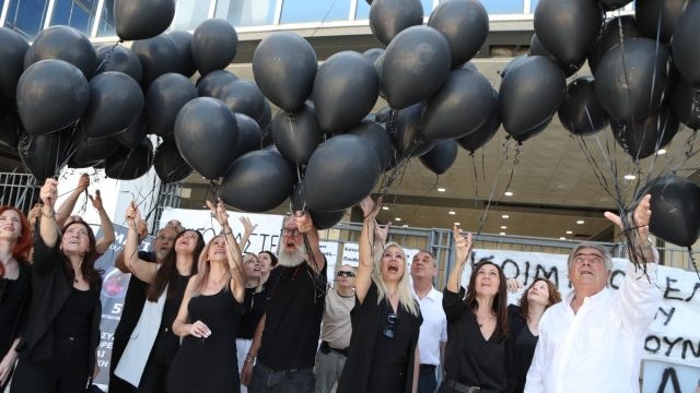 Σύλλογος Συγγενών Θανόντων και Εγκαυματιών στο Μάτι: Επί επτά χρόνια έχουμε επιδείξει τόση αξιοπρέπεια που κανείς δεν μπορεί να μας κουνήσει το δάχτυλο