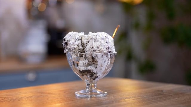 Μαστιχωτό παγωτό με Oreo
