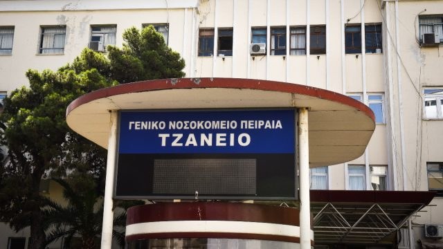 Τραγωδία για 20χρονο ναυτικό στον Πειραιά: Σκοτώθηκε από συρόμενη πόρτα στο γκαράζ του πλοίου