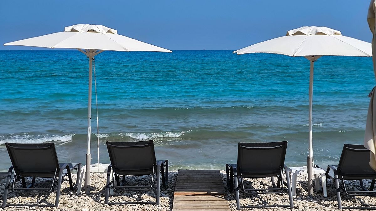 Ξαπλώστρες καιρός