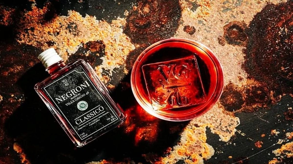 Στο Παλαιό Φάληρο υπάρχει μια αυλή του Negroni