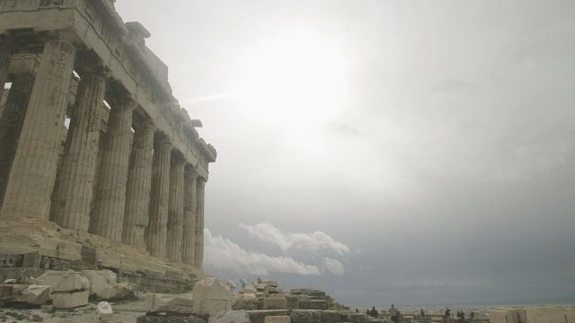 Παρθενώνας: Γıατί μένει όρθιος επί 2.500 χρόνια ενώ δεν έχει θεμέλια