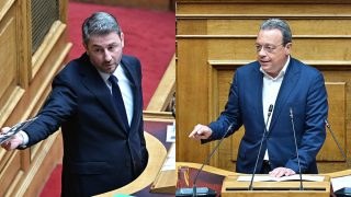 «Άγρια» επίθεση Ανδρουλάκη και Φάμελλου στην κυβέρνηση: «Το βάζετε στα πόδια, μπαζώνετε την αλήθεια όπως στα Τέμπη»