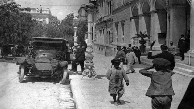 Κουίζ για την παλιά Αθήνα: Μπορείς να μαντέψεις την οδό; Έχεις περάσει σίγουρα