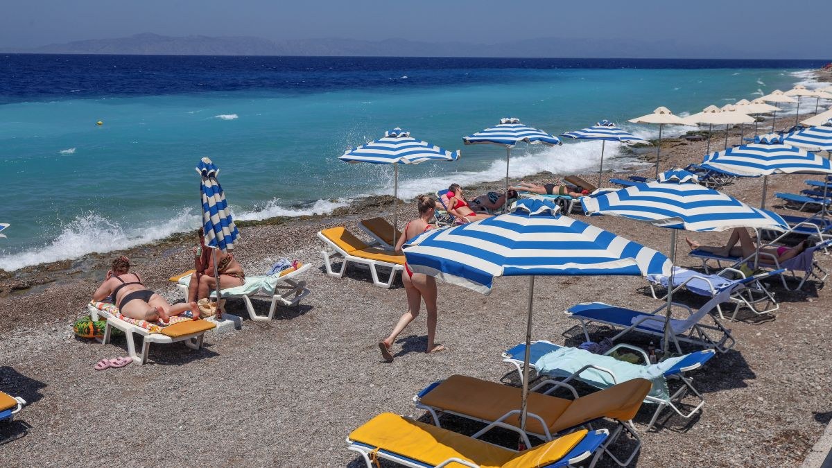 Χειρότερα από Βουλγαρία: Οι μισοί Έλληνες δεν πάνε διακοπές