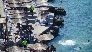 Καιρός: «Βράζει» η χώρα από το κύμα καύσωνα – Έκτακτο δελτίο της ΕΜΥ