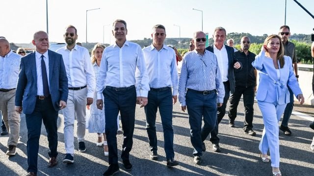 Η Εθνική Πατρών-Πύργου είναι γεγονός: Η ιδιαίτερη κίνηση Μητσοτάκη στα εγκαίνια