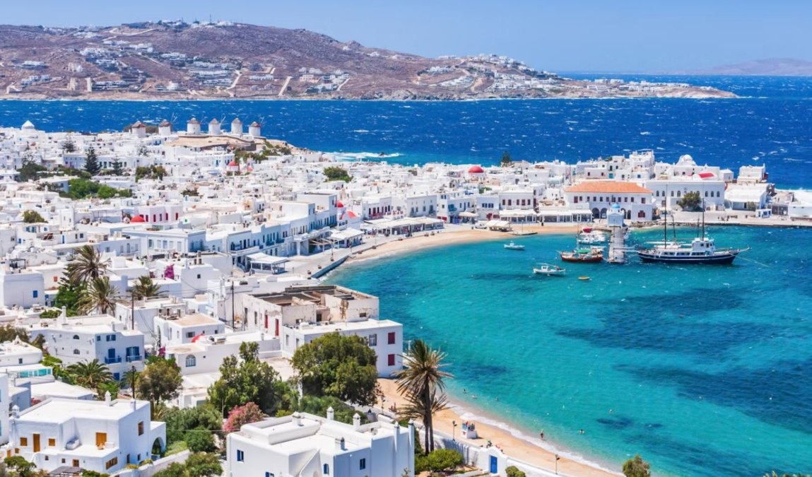 «Είμαι εθισμένος στο στοίχημα»: Αρνείται τα πάντα αλλά δεν έπεισε ο αρχηγός-αστυνομικός του κυκλώματος ναρκωτικών σε Μύκονο και Αθήνα