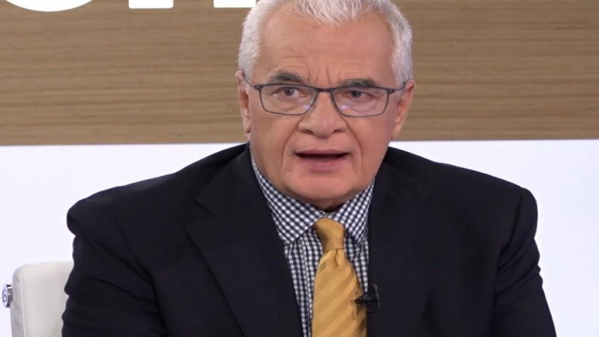 Συναγερμός στο Νέο Ψυχικό: Έξω από το σπίτι του Γιάννη Πρετεντέρη βρέθηκε ο εκρηκτικός μηχανισμός