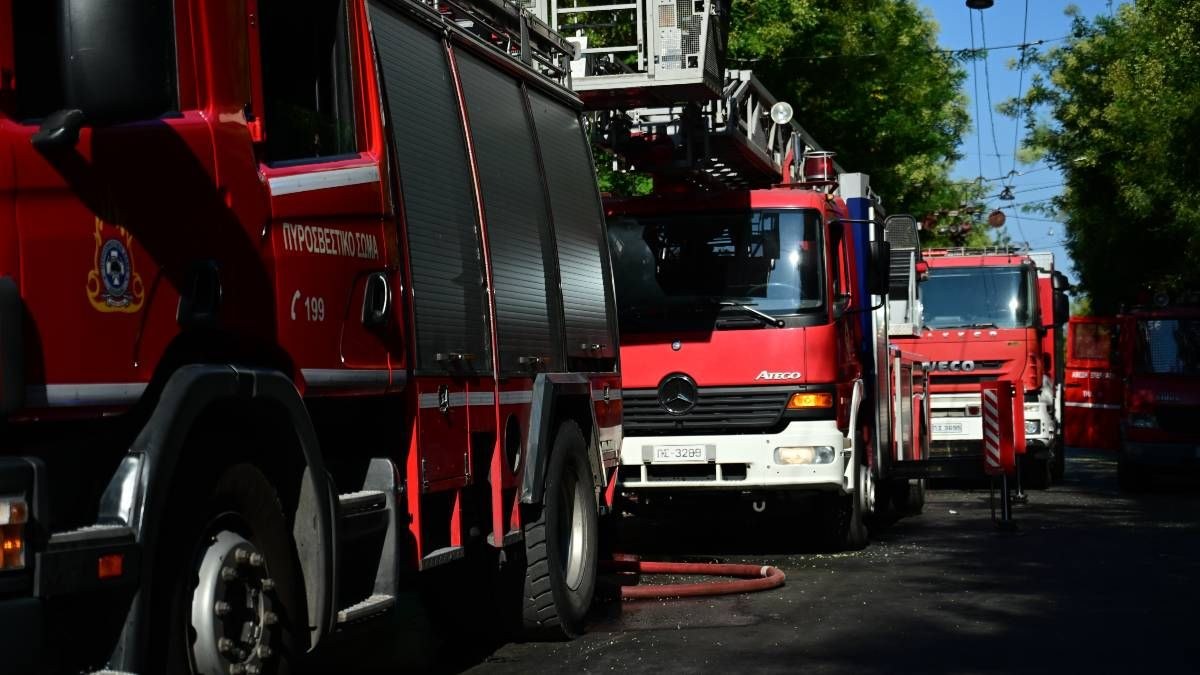 Συναγερμός στην Πυροσβεστική: Φωτιά στο κέντρο της Αθήνας