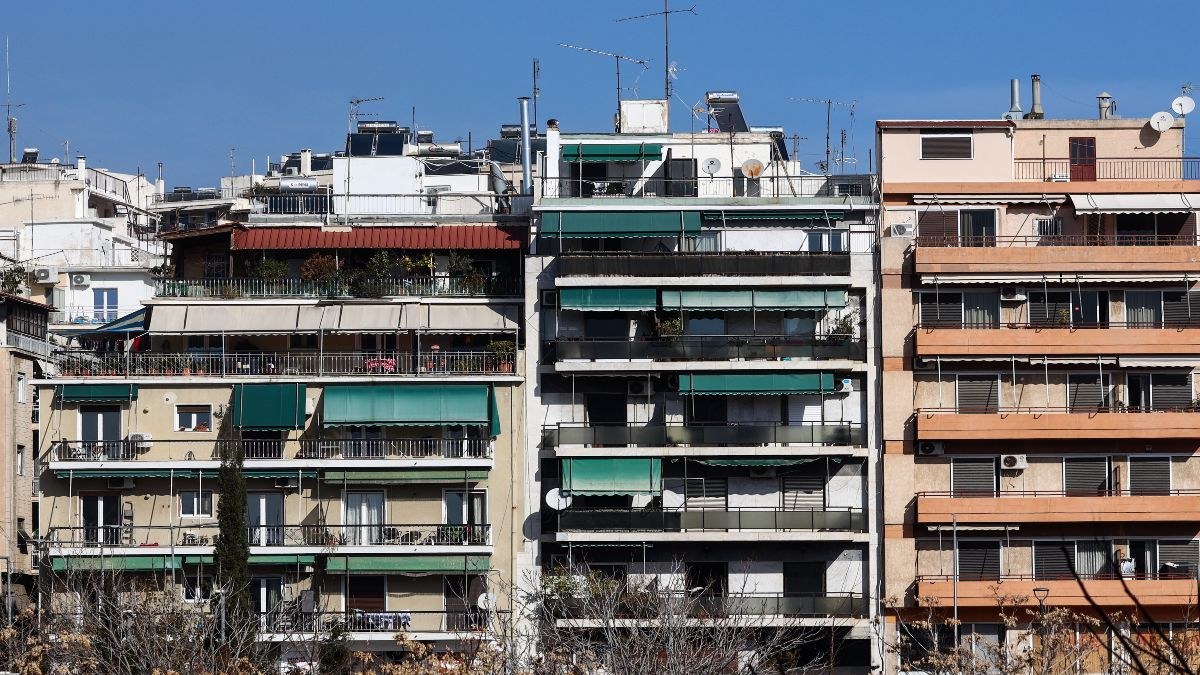 Η ακίνητη περιουσία σε κίνδυνο: Οι νέες προθεσμίες και το αβέβαιο μέλλον για ιδιοκτήτες και αγοραστές