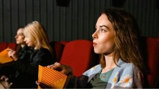 Το ανέκδοτο της ημέρας (21/07): Δυο ξανθιές στο σινεμά