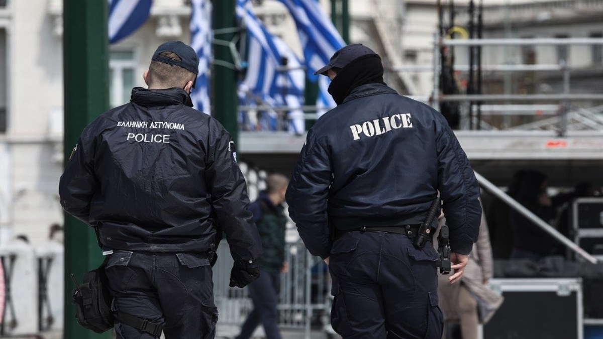 Επιχείρηση ΕΛ.ΑΣ.: Συνελήφθησαν 7 άτομα για παράνομη κατοχή όπλων και ναρκωτικών – Σχηματίστηκαν δικογραφίες εις βάρος τους