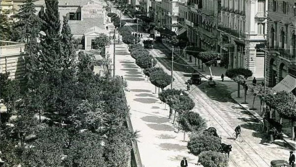 Κουίζ για την παλιά Αθήνα: Μπορείς να αναγνωρίσεις αυτόν τον ιστορικό δρόμο;