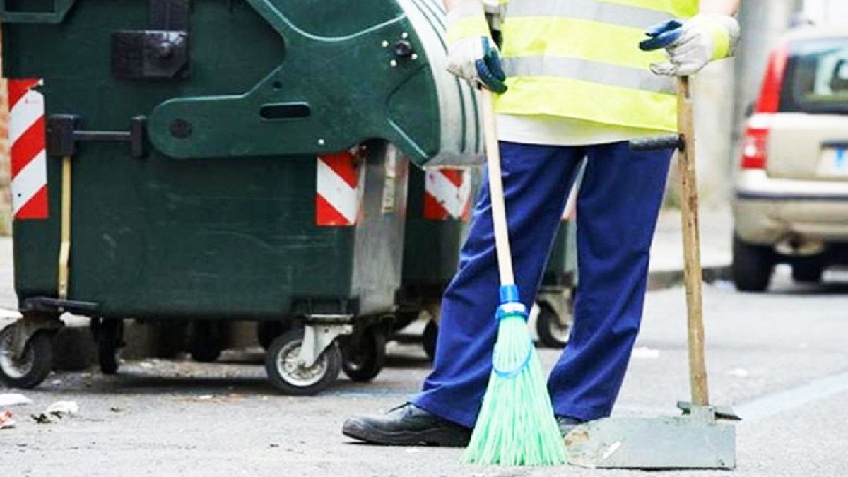 Επίθεση σε υπάλληλο καθαριότητας στον Βόλο: Άγνωστος άνδρας τον χτύπησε και εξαφανίστηκε