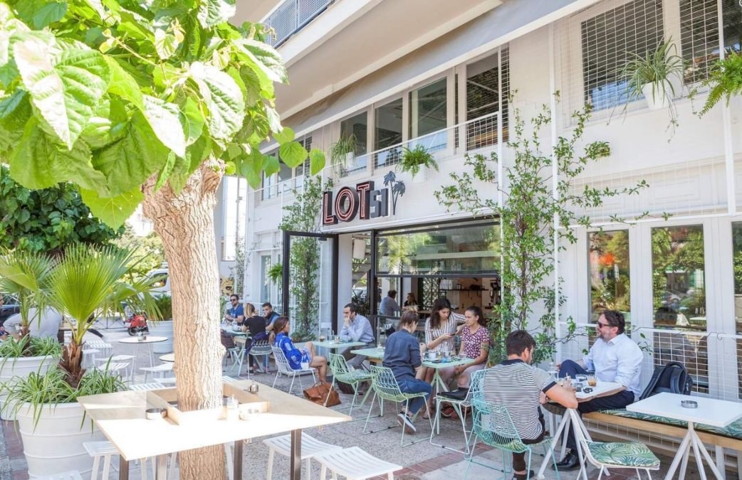 Μια στάση στο Lot 51: Ο πεζόδρομος που έγινε αγαπημένο στέκι