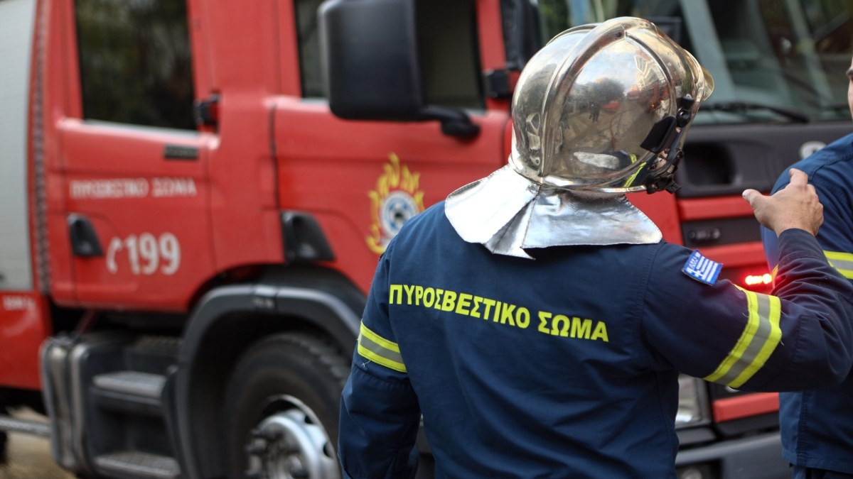 Πάτρα: Τρεις φωτιές ξέσπασαν ταυτόχρονα στην Πανεπιστημιούπολη – Η ανακοίνωση από το Πανεπιστήμιο