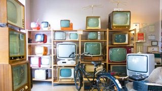 Τηλεθέαση 4/8: Ανατροπή στη late night – Το 20,7% που προκάλεσε αίσθηση