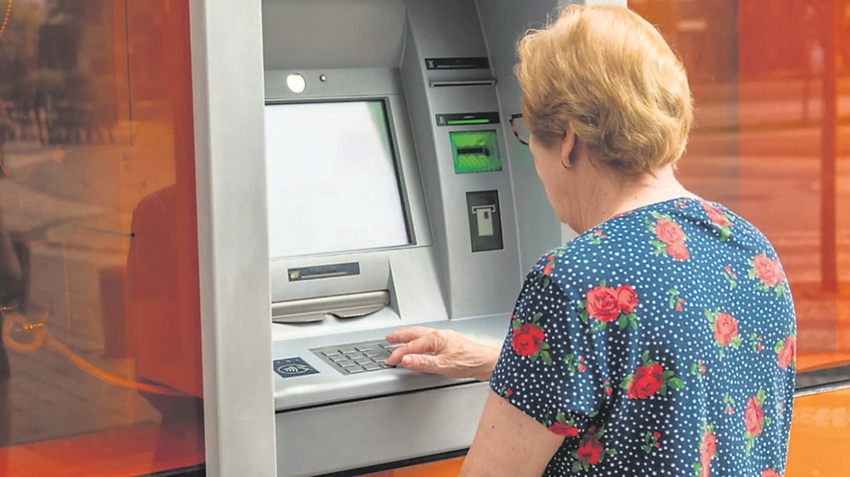 Οι «μεγάλοι χαμένοι»: Πάνω από 1 εκατ. συνταξιούχοι εκτός του επιδόματος των 250 ευρώ