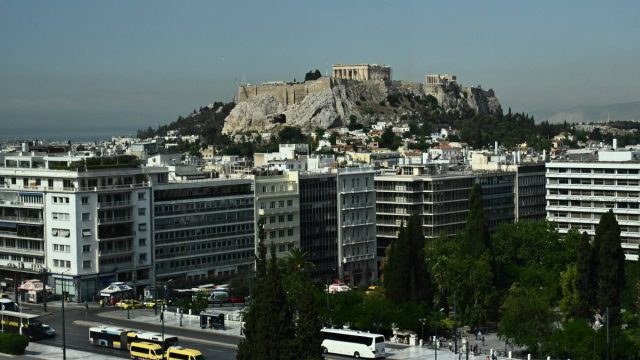 «Κόφτης» στα Airbnb: Τι αλλάζει με τις βραχυχρόνιες μισθώσεις στην Ελλάδα – Έρχονται νέα πρόστιμα