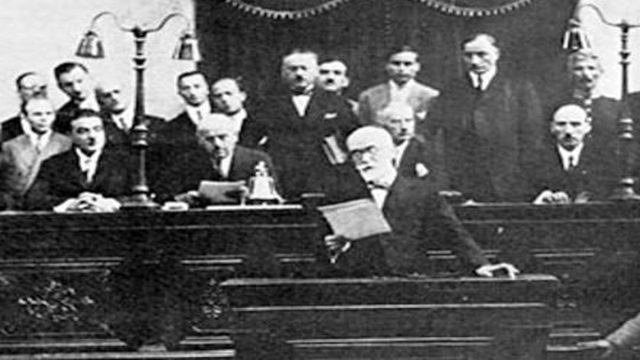 Σαν σήμερα, 18 Σεπτεμβρίου 1931: Καθορίζεται στα 10 ναυτικά μίλια ο εθνικός εναέριος χώρος της Ελλάδας με προεδρικό διάταγμα του Ελευθέριου Βενιζέλου