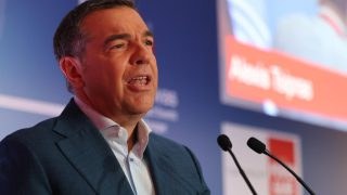 Ο απόηχος της επανεμφάνισης Τσίπρα: Πώς είδαν την παρουσία του ΣΥΡΙΖΑ και ΠΑΣΟΚ