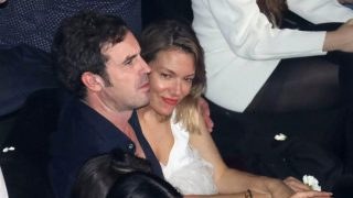 Η Βίκυ Καγιά για το γάμο με τον Κρασσά: «Λείπει πολύ και κάθε φορά είναι ευκαιρία να ξαναγνωριστούμε»