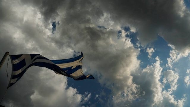 Καιρός σήμερα 12/9: Υψηλές θερμοκρασίες και βροχοπτώσεις – Η πρόγνωση Σούζη και Αρνιακού