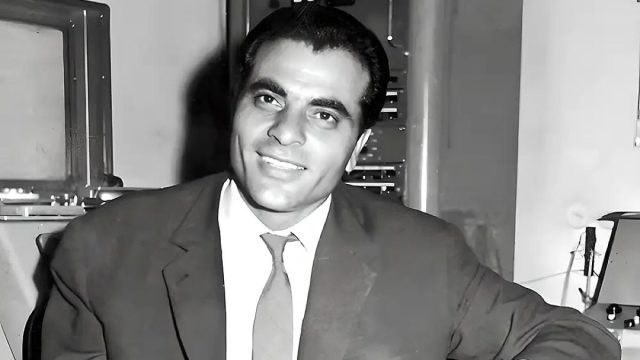 Σαν σήμερα, 14 Σεπτεμβρίου 2001: Πεθαίνει ο Στέλιος Καζαντζίδης – Ο λαϊκός τραγουδιστής που «άγγιξε» τις καρδιές των Ελλήνων