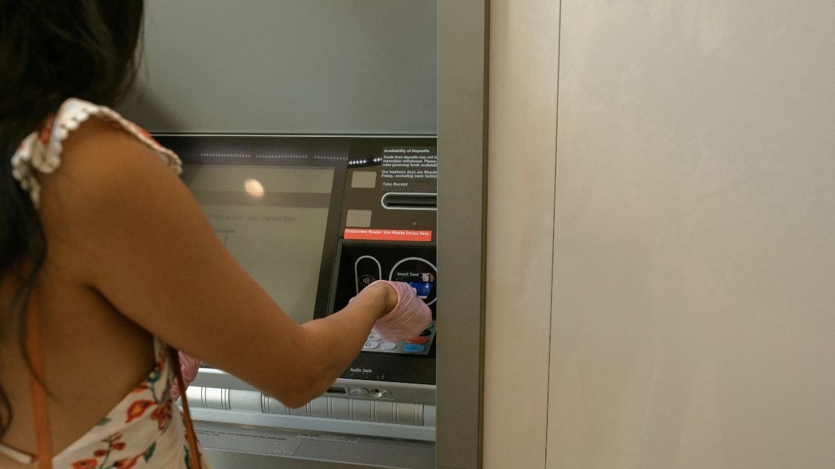 ΟΠΕΚΑ: Σήμερα (30/09) η πληρωμή των επιδομάτων – Ποιοι τα δικαιούνται