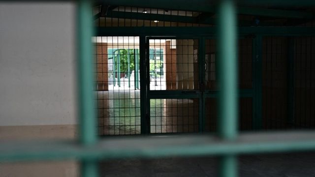 Έρχεται η νέα σχολική χρονιά: Πότε ξεκινούν τα μαθήματα, ο αγιασμός, το ωράριο και οι κανόνες για τις απουσίες